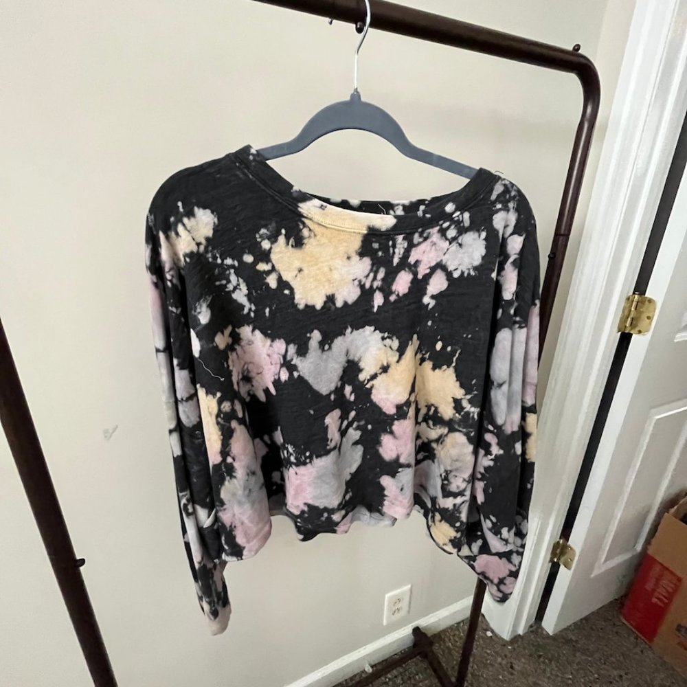 Oversized women's pullover